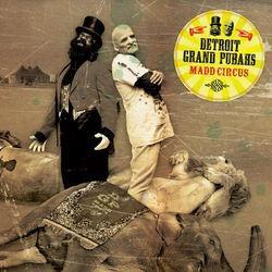 Слушать альбом - Madd Circus