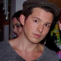 Simon Curtis