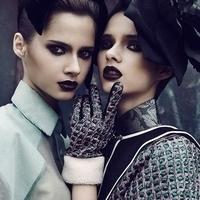 Bloom Twins