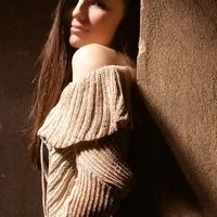 Paula Seling