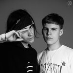 Обложка трека Drugs Can’t Help Me